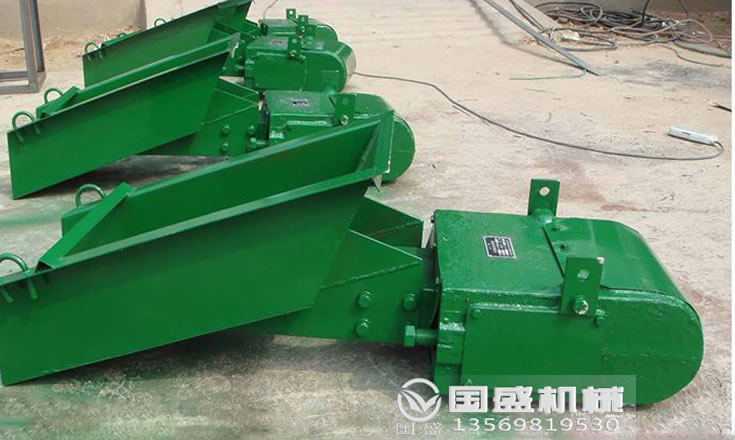 塑料電磁振動給料機 塑料電磁振動給料機