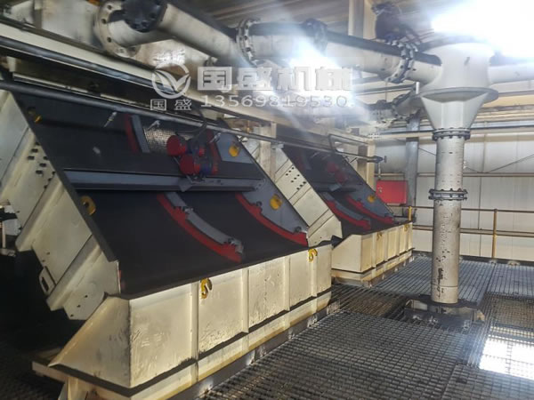 自動(dòng)翻轉(zhuǎn)弧形篩 自動(dòng)翻轉(zhuǎn)弧形篩