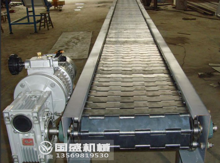 不銹鋼材質(zhì)板鏈傳動(dòng)帶輸送機(jī) 不銹鋼材質(zhì)板鏈傳動(dòng)帶輸送機(jī)